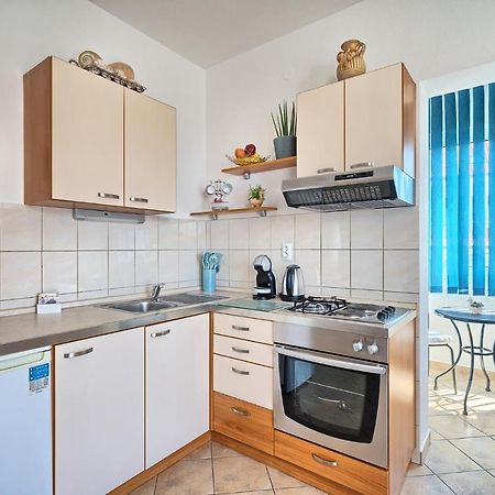 Apartments Irena Hvar Town Bagian luar foto