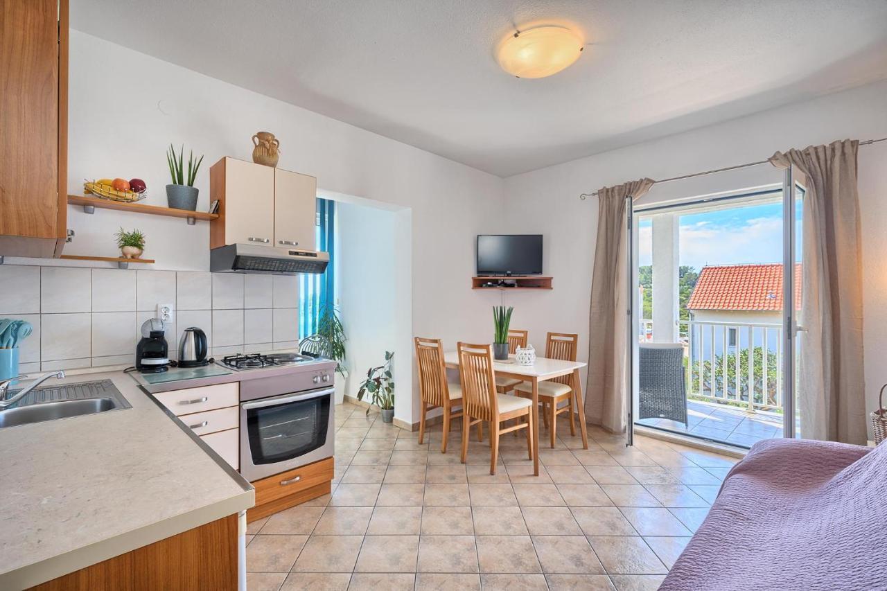 Apartments Irena Hvar Town Bagian luar foto