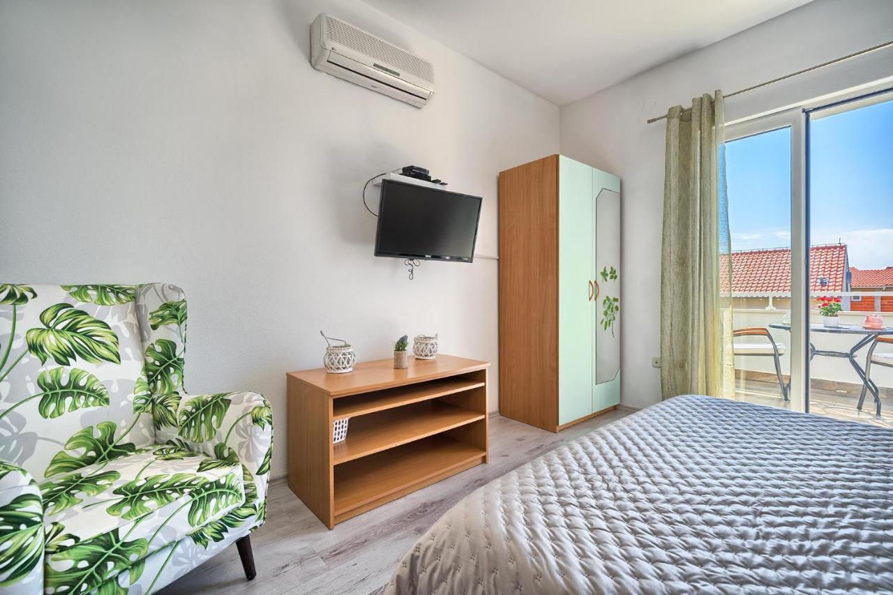 Apartments Irena Hvar Town Bagian luar foto